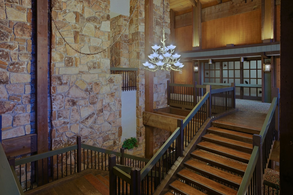 Salt Fork Lodge and Conference Center