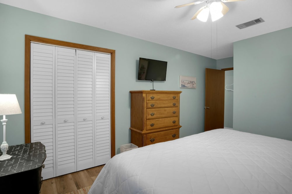 Misty Cove 109 view 4