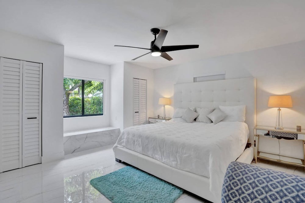 Hibiscus House in Fort Lauderdale