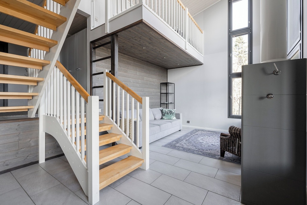 Spacious 2BR Cabin at Riihivuori Peak