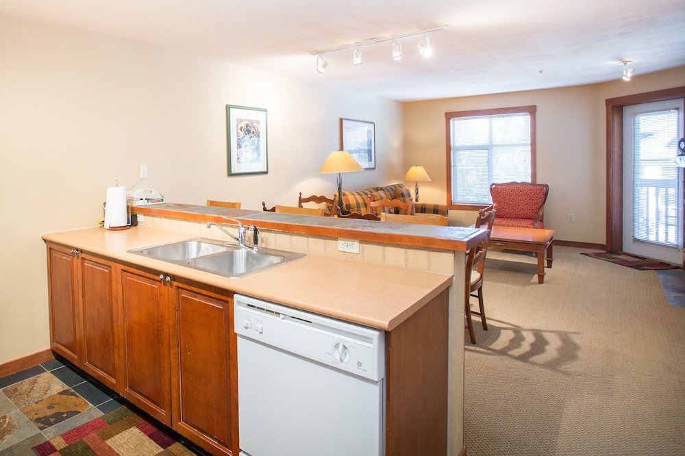 One Bedroom Condos at Powderhorn Lodge - Solitude UT