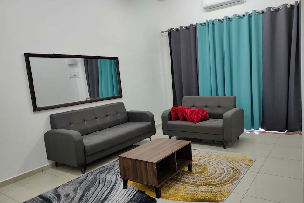 OYO Homes 90611 Homestay D'emas photo 2