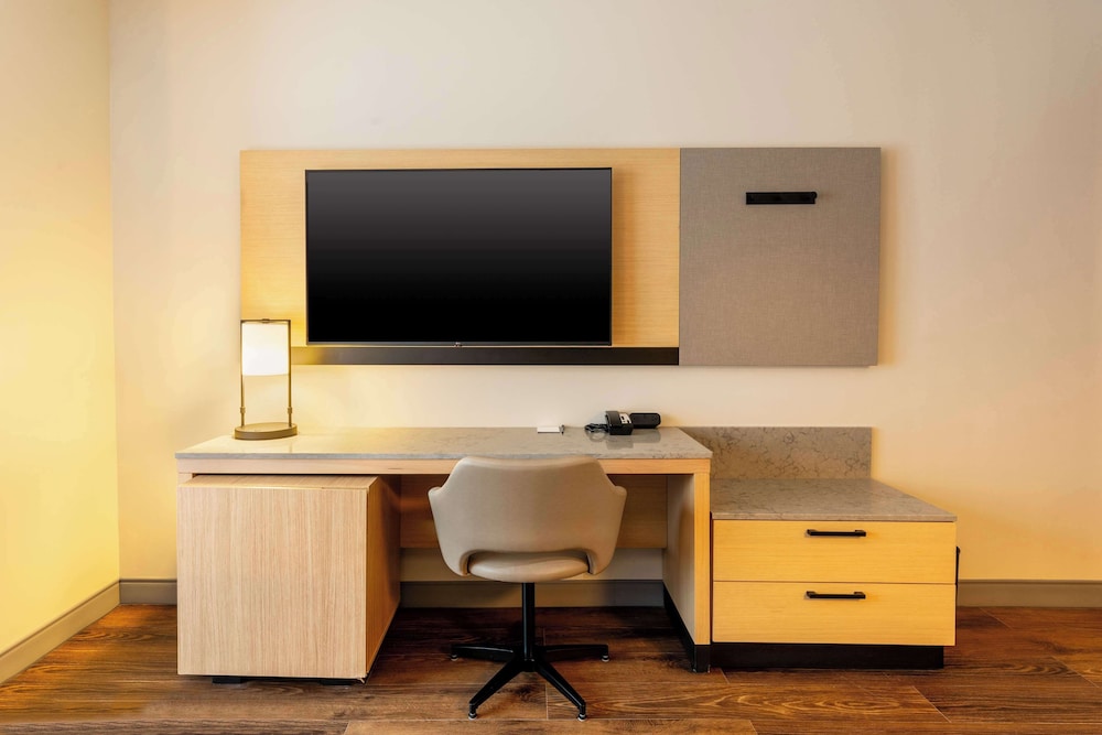 Hyatt Place Eagle Pass