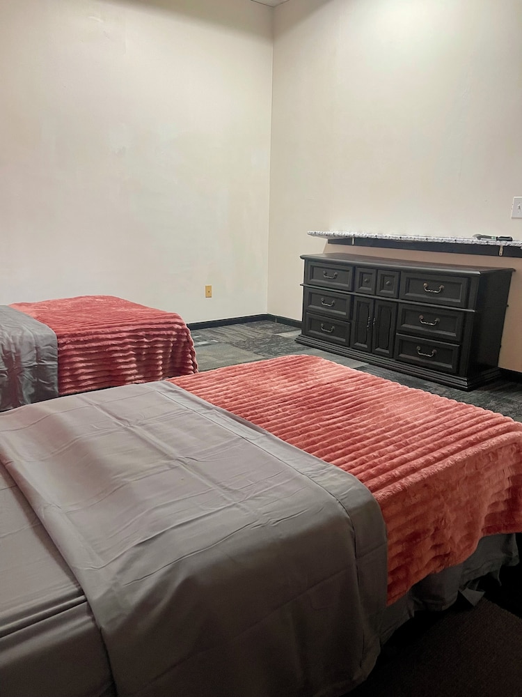 Cameron Suites