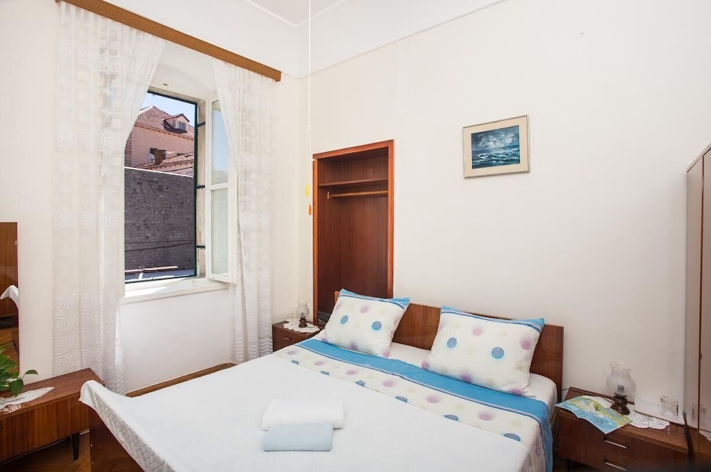 Dubrovnik Old Port Accommodation