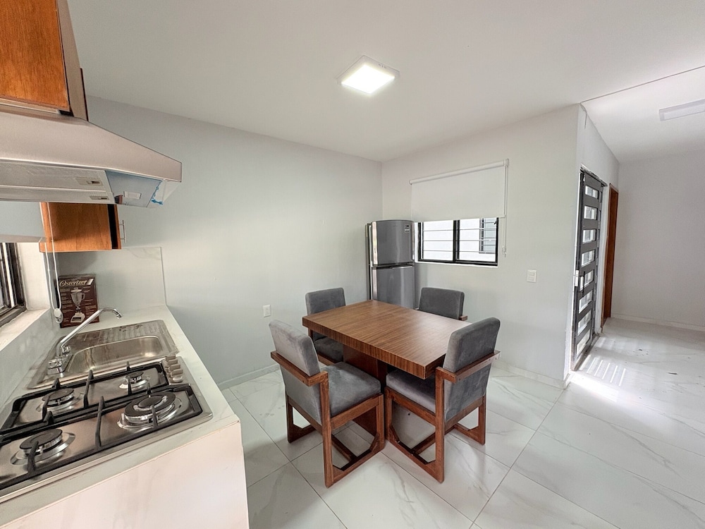 Residencia Gran Coyula Orange A