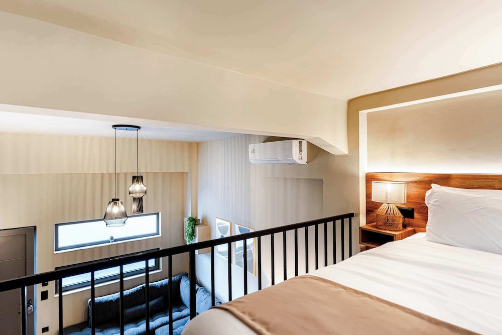 Noemi City Lofts