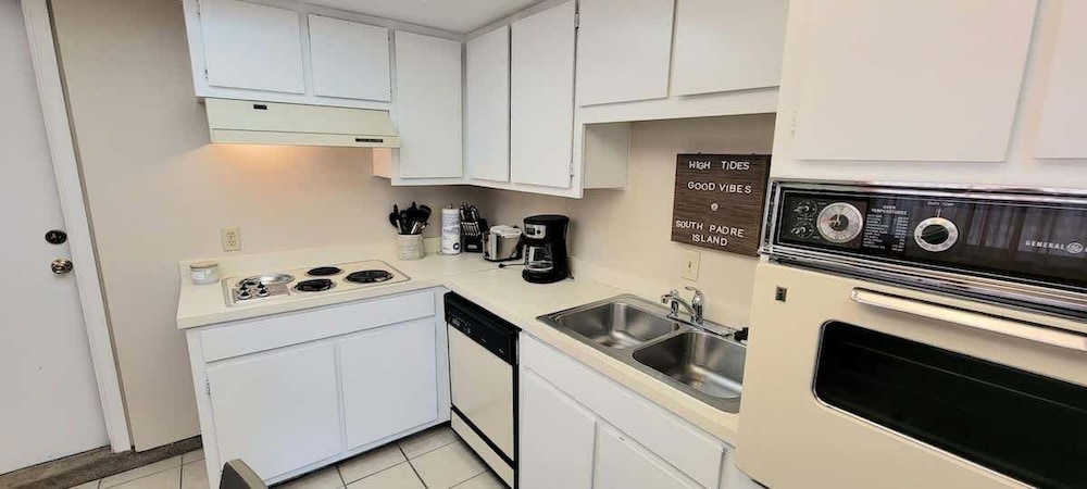 Bay View Great Deck Pool 2 Levels & 3 Bedr 3 Bedroom Condo