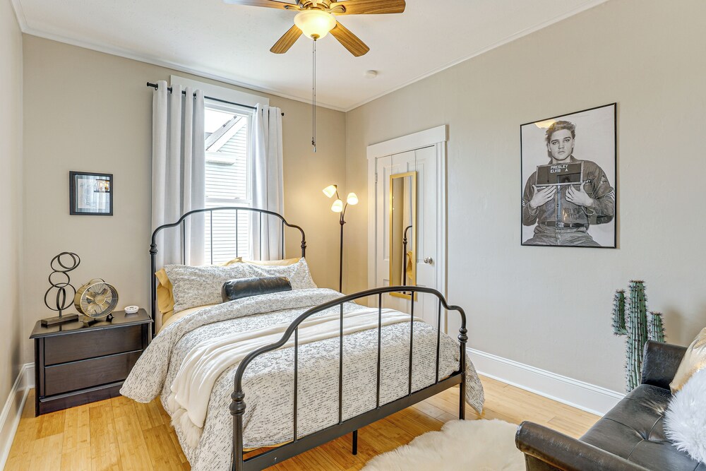 Home w/ Fenced Backyard, 6 Mi to Dtwn Louisville!
