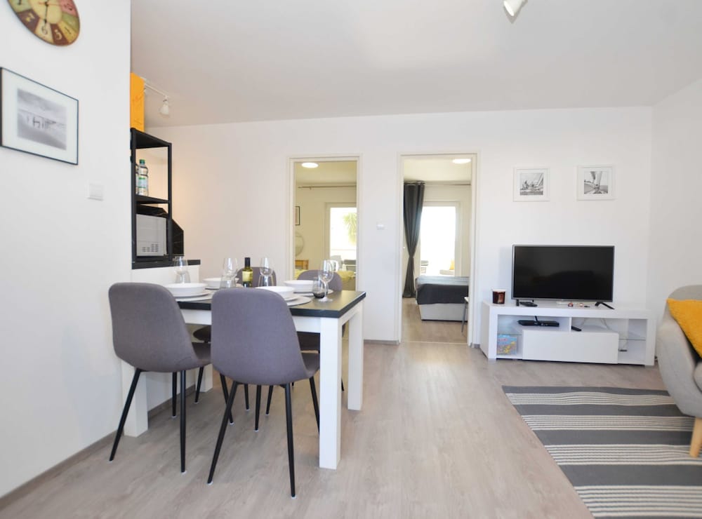 Tranquil and Bright Apartment With Loggia