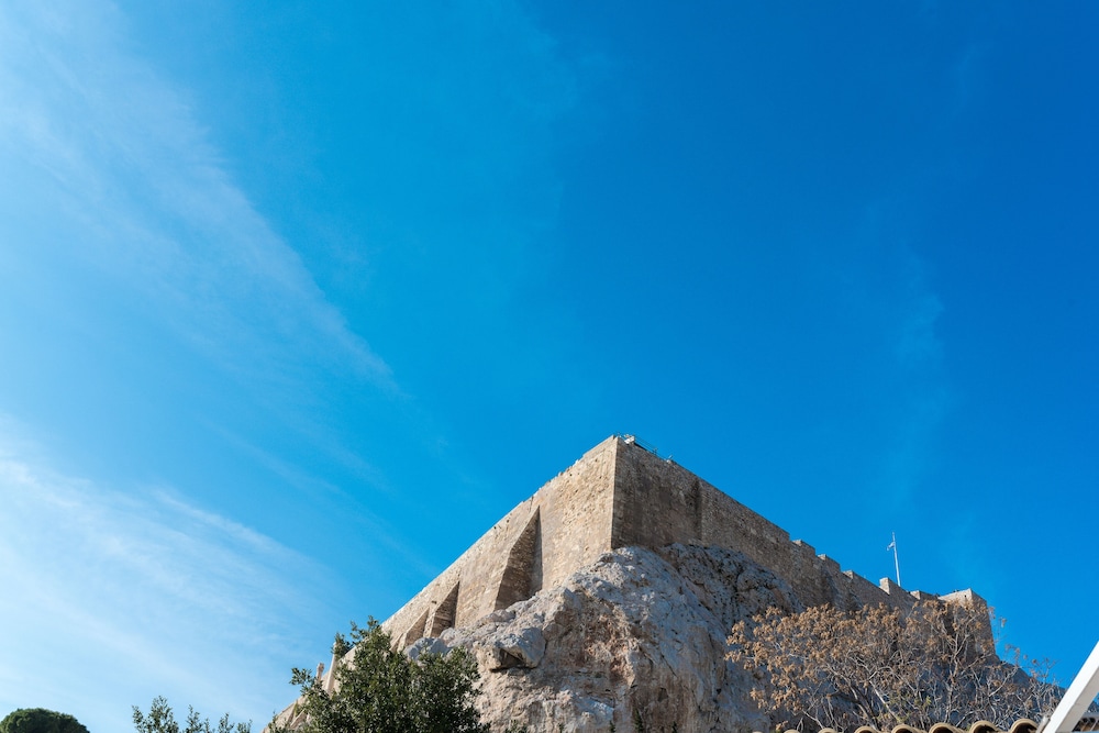 Acropolis Suites