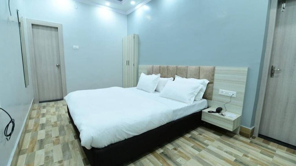 Hotel The Lake Castle Ranchi Jharkhand