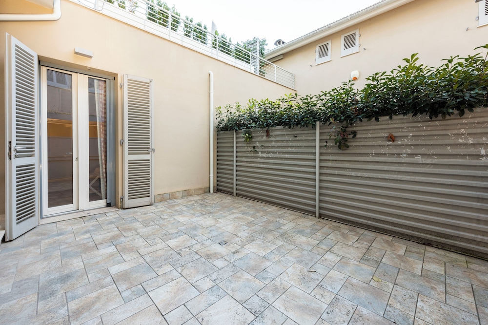Pindemonte Garden by MMega