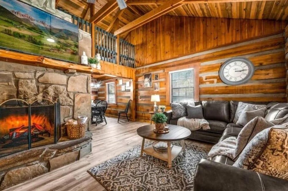 Hidden Acres Lodge 3 Bedroom Cabin