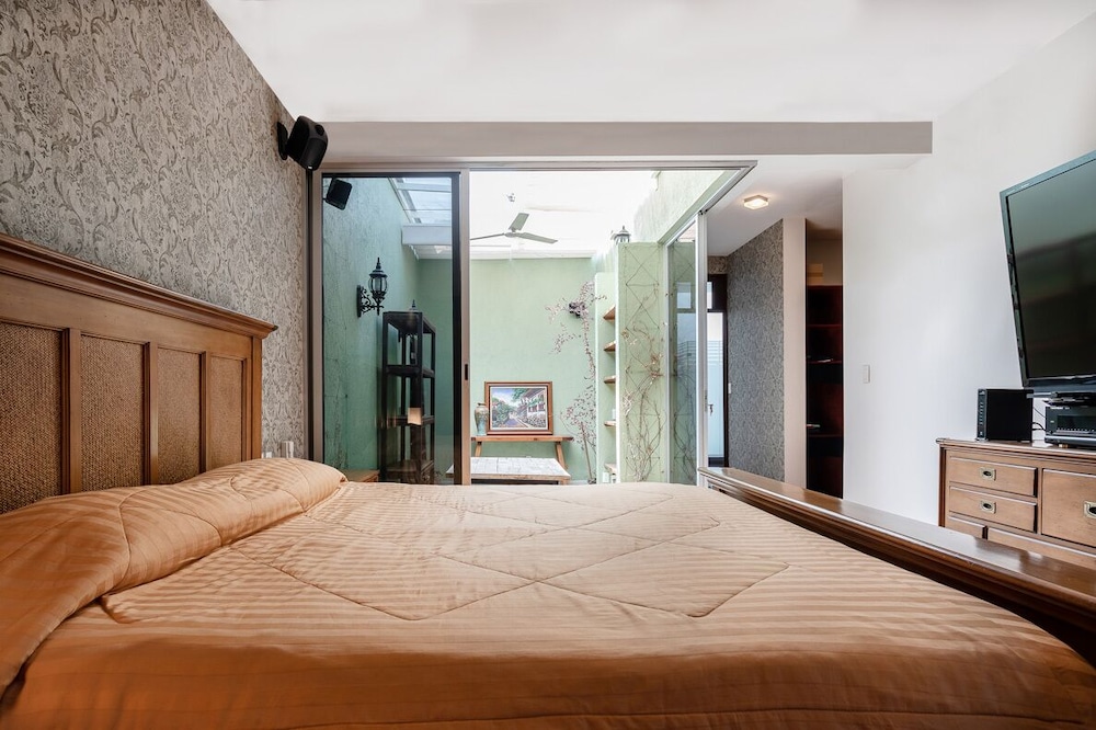 Destination Condesa @Roma Norte Penthouse Loft photo 3