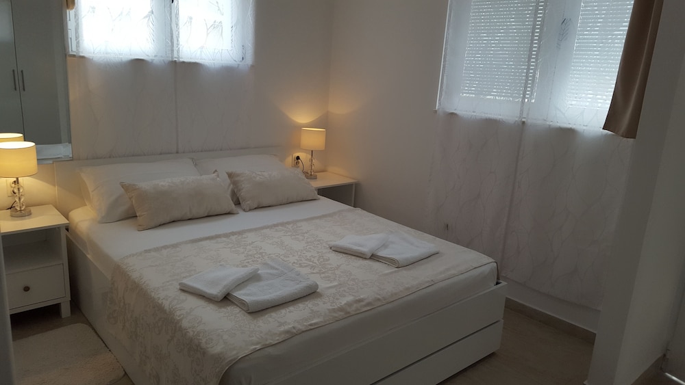 Rooms Valentino view 4