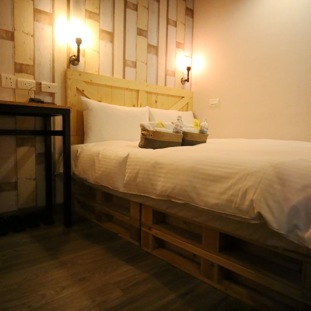 Nys Loft Hotel - Hostel