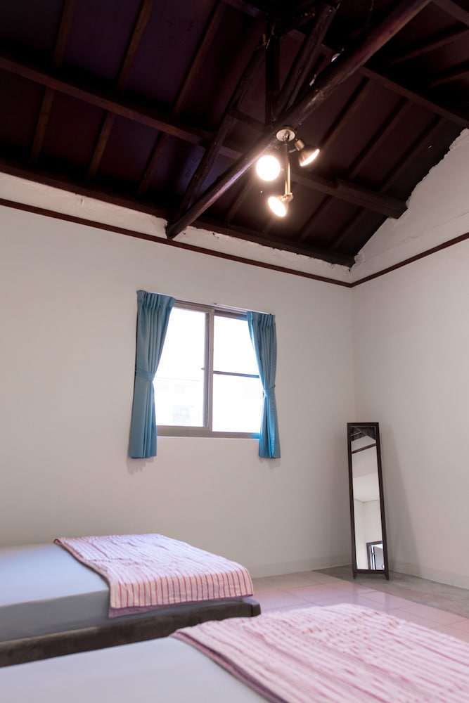 Zuo Military Village Inn view 2