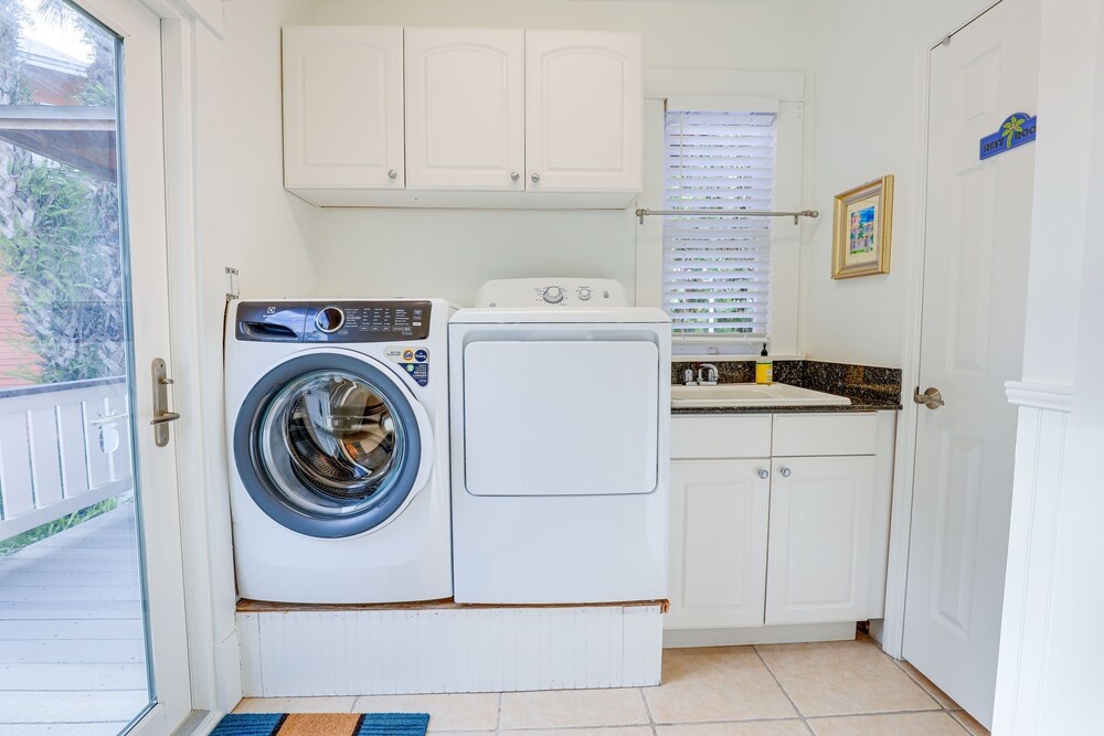 Palm City Home w/ Pool & Florida Room - Near Golf view 4