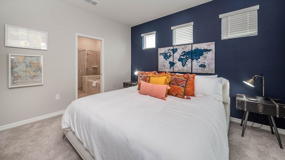 Windsor Island Resort 5 Bedroom East Facing Pool 5 Home