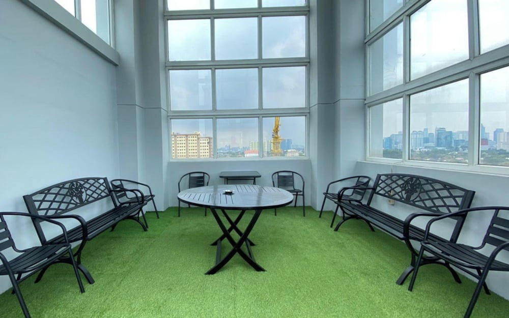 Cozy Stay 1Br Apartment At 1 Cik Ditiro Residence