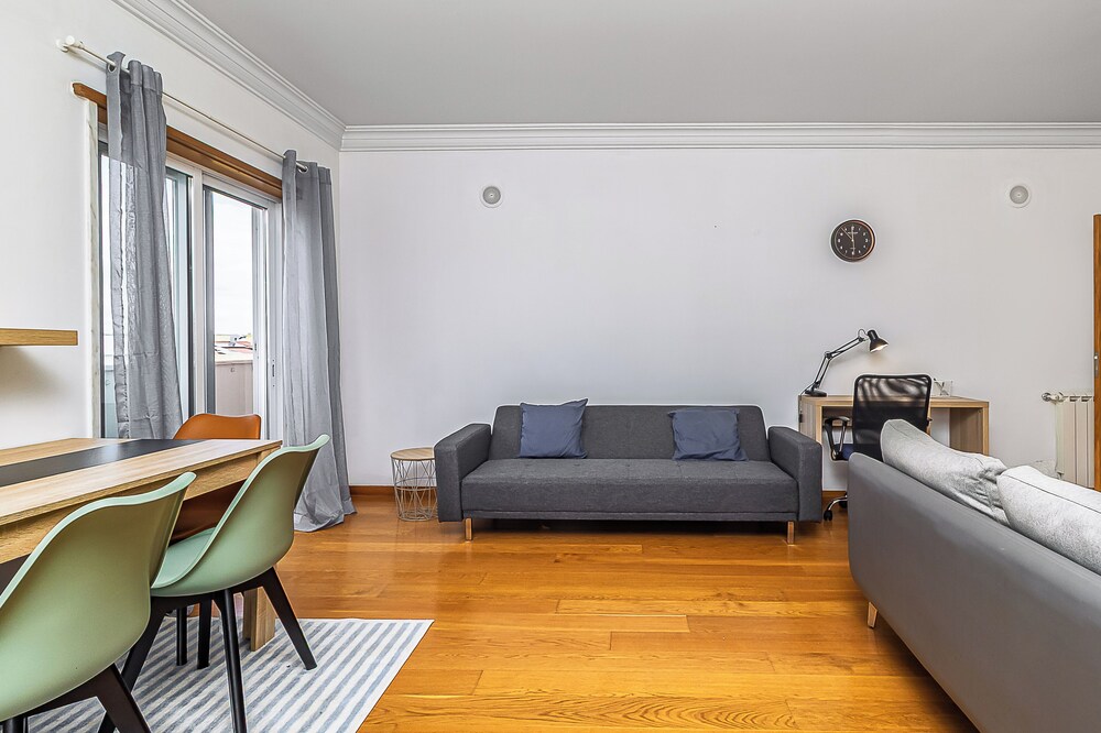Stylish Stay in Lisbon-Scenic Views