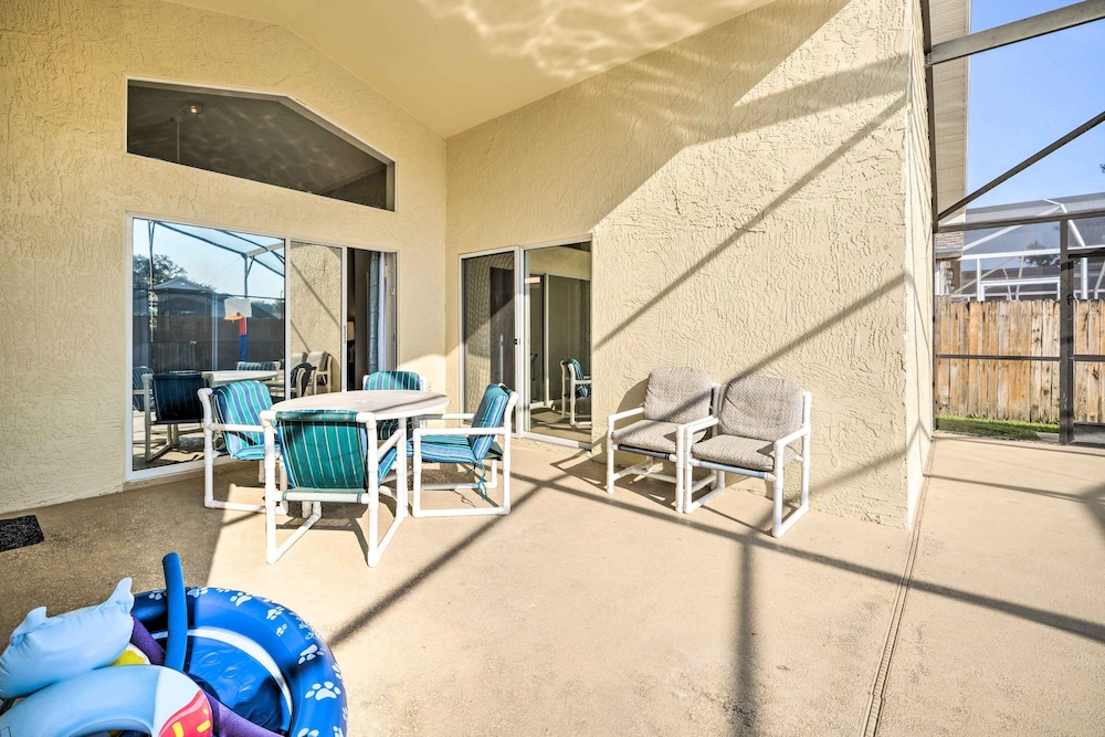 Kissimmee Escape w/ Lanai & Private Pool!
