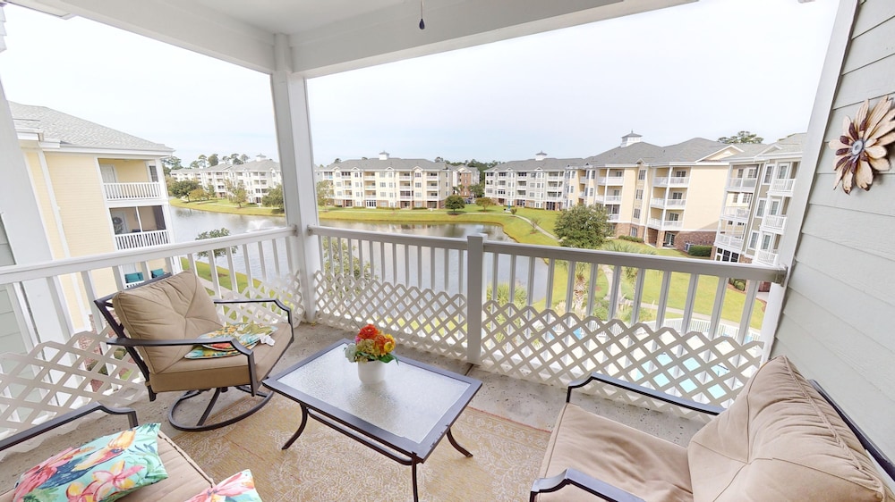 Magnolia Pointe Luster Leaf 4895-402 2 Bedroom Condo
