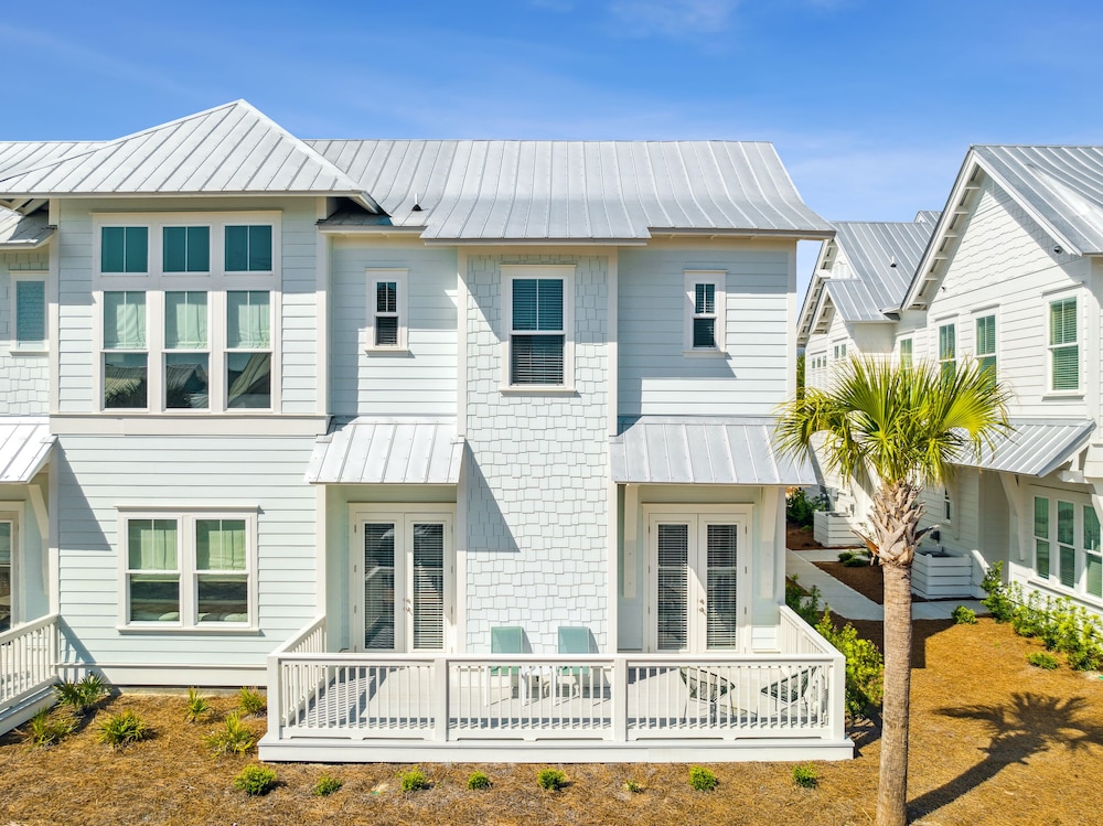 Prominence on 30A by Panhandle Getaways