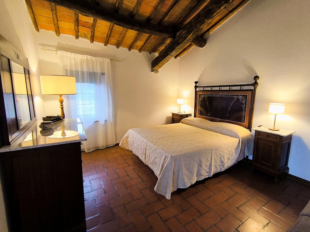 Farmhouse in Tuscany With Olive Grove Views