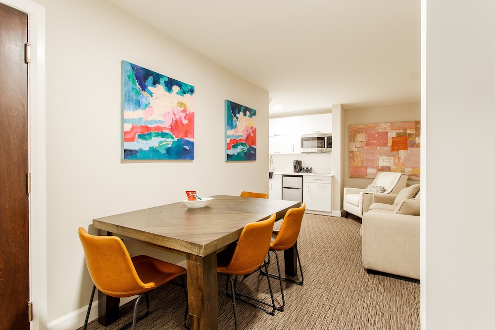 Parc Avenue Lofts