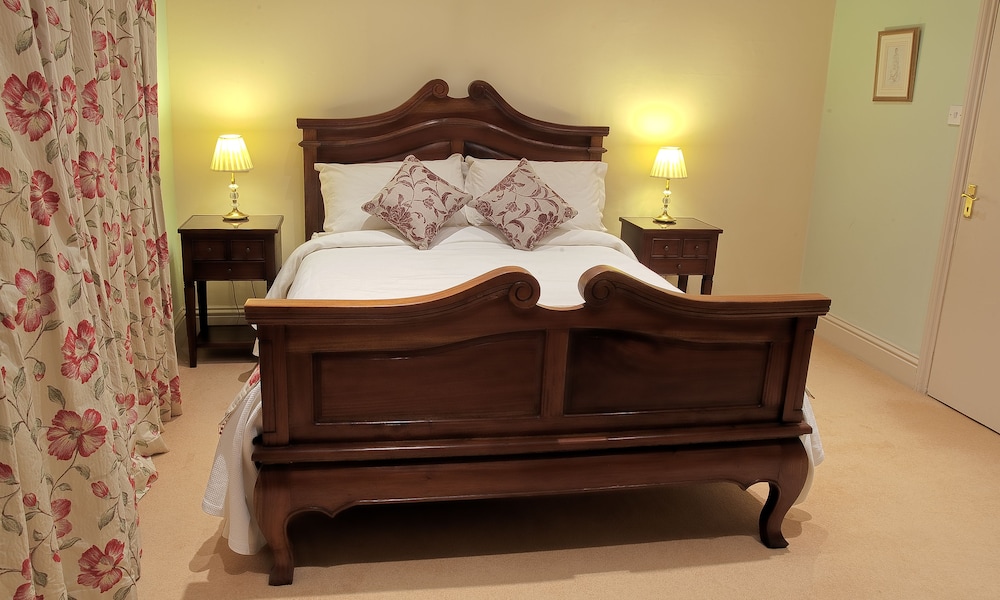 Farnham Vacations - Hotel de Vie - Property Image 1