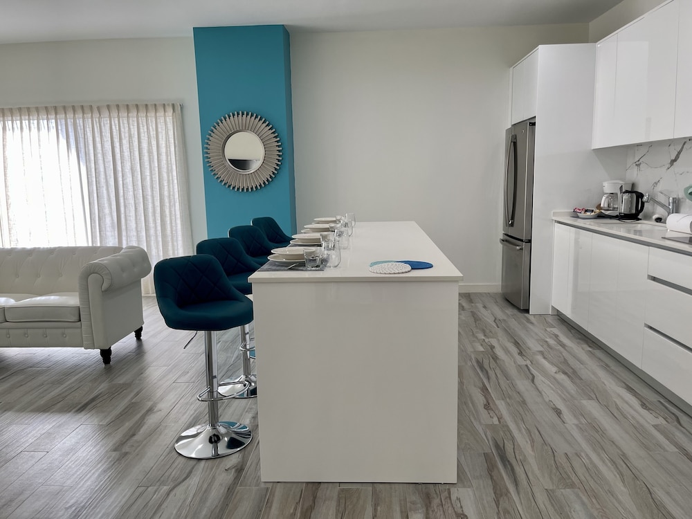 The Cove - Condo Hotel - Perfect Location