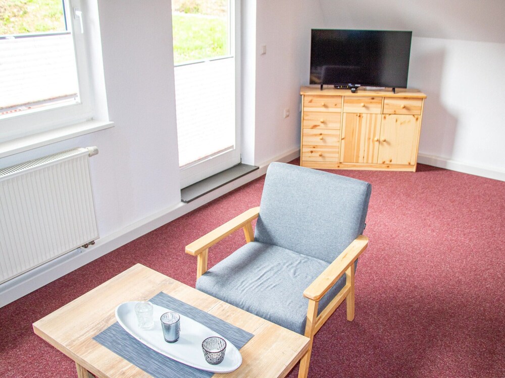 Lovely Apartment in Breitenbrunn With Shared Sauna