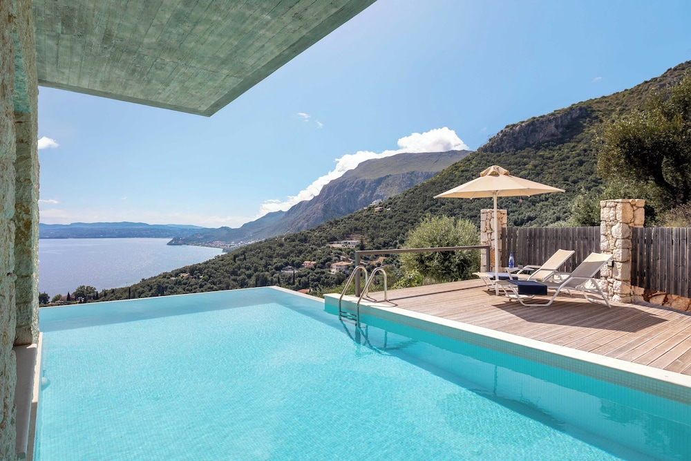 Villa Ouranos by WhiteDream Villas