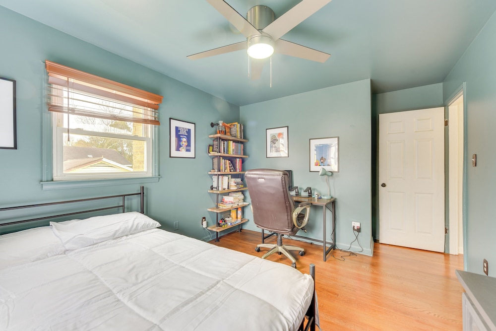 8 Mi to Uptown: Home w/ Hot Tub in Charlotte!