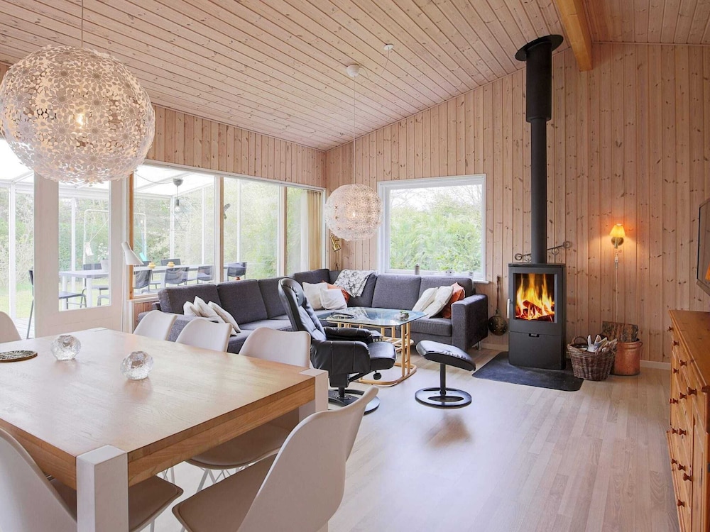 Beachside Bliss in Marielyst-by Traum view 3