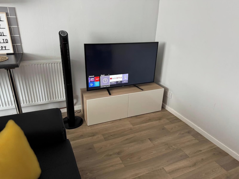 4 Bed Apartment in Warwick