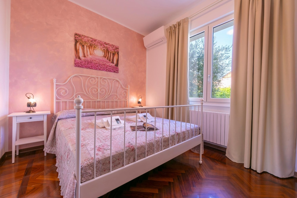 La Maison Fleurie Appartamento Girasole view 5