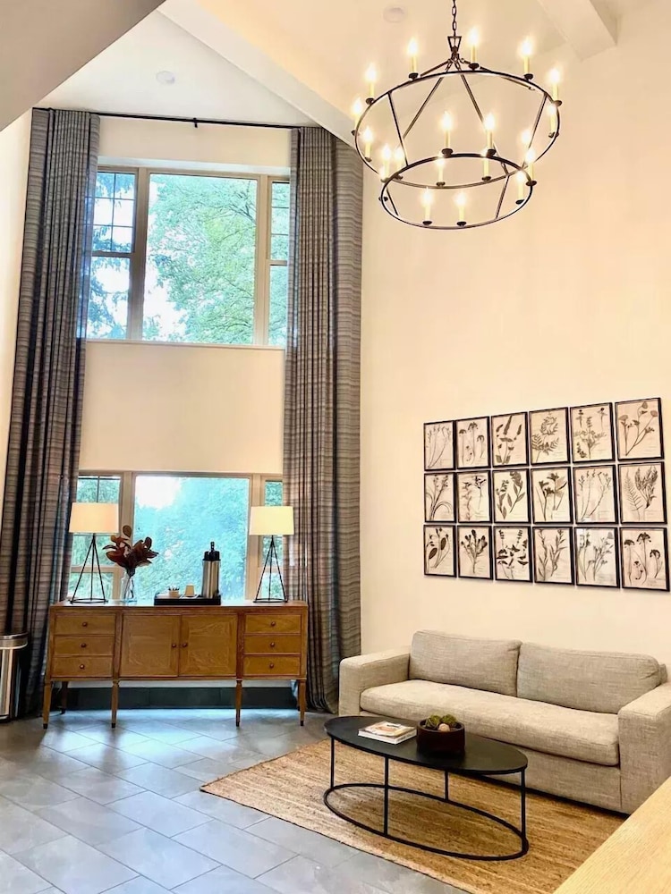 Foxburg Inn - Property Image 11