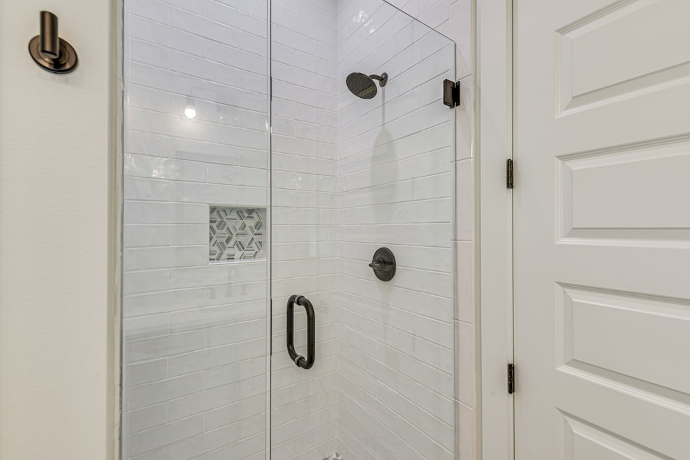 Walk to Gulf: Modern Retreat in Santa Rosa Beach!