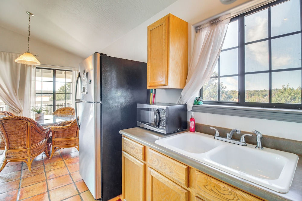 Firelit Nights By the Lake: Cozy Show Low Retreat