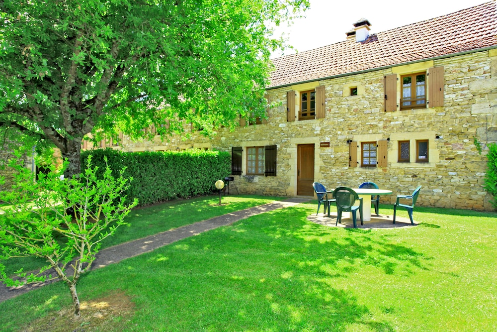 Combas Village De Gites