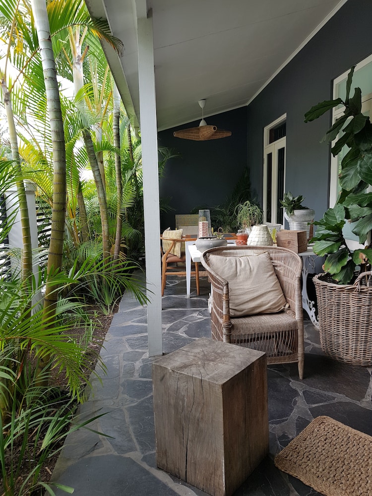 Hotel The Concierge - Image 1