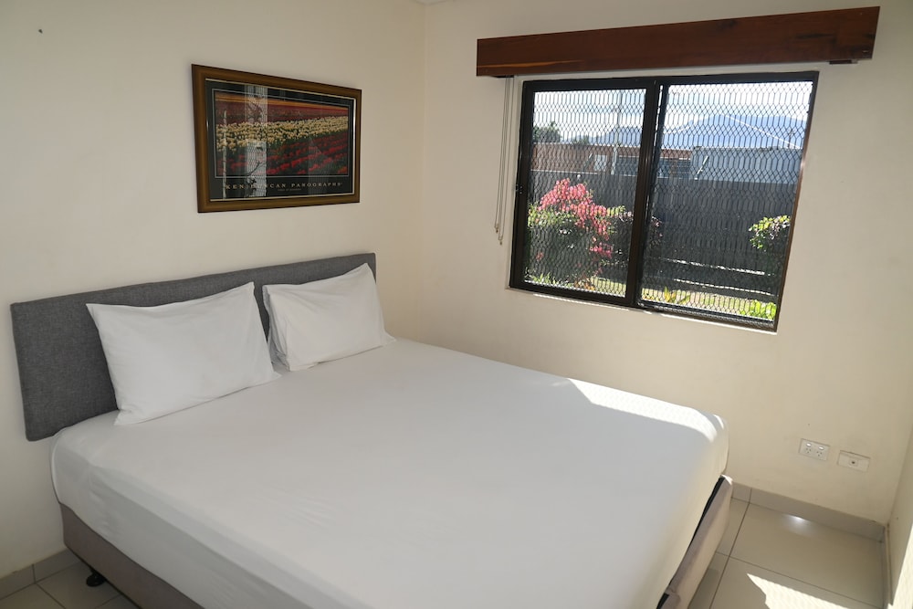 New Door Apartments - Image 4