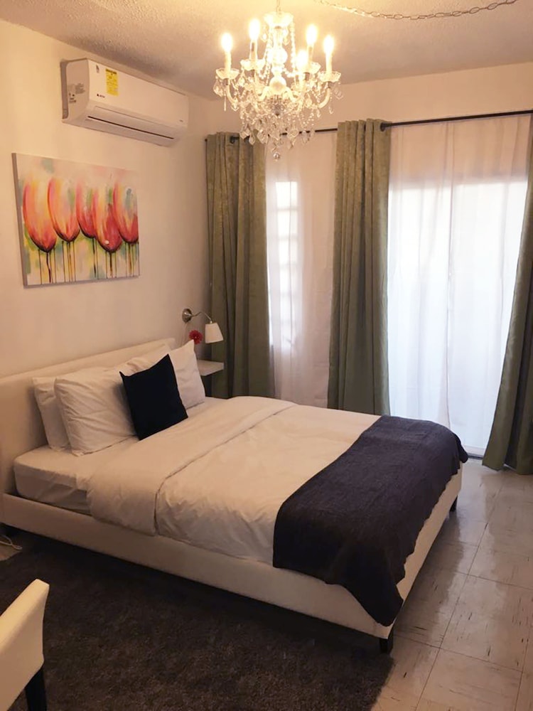 Aibonito Hotel 202
