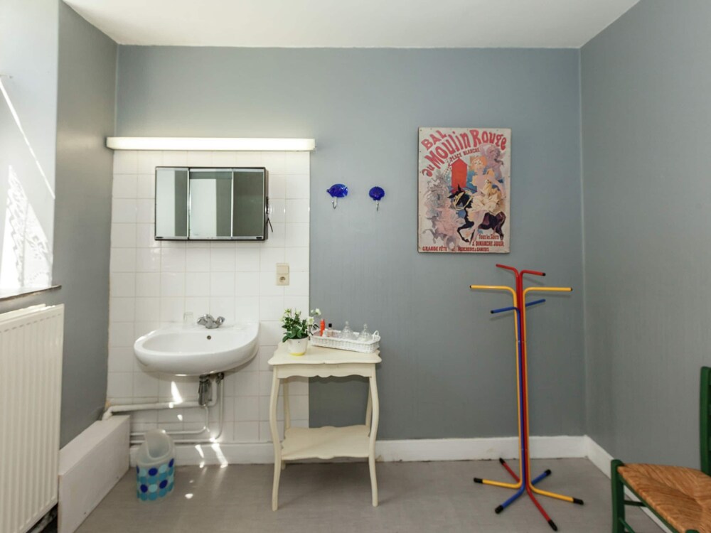 Photo 16