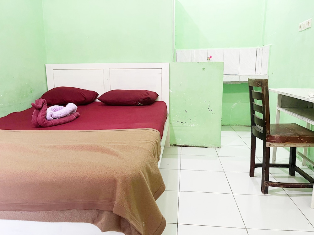 ZELLA KOST & HOMESTAY