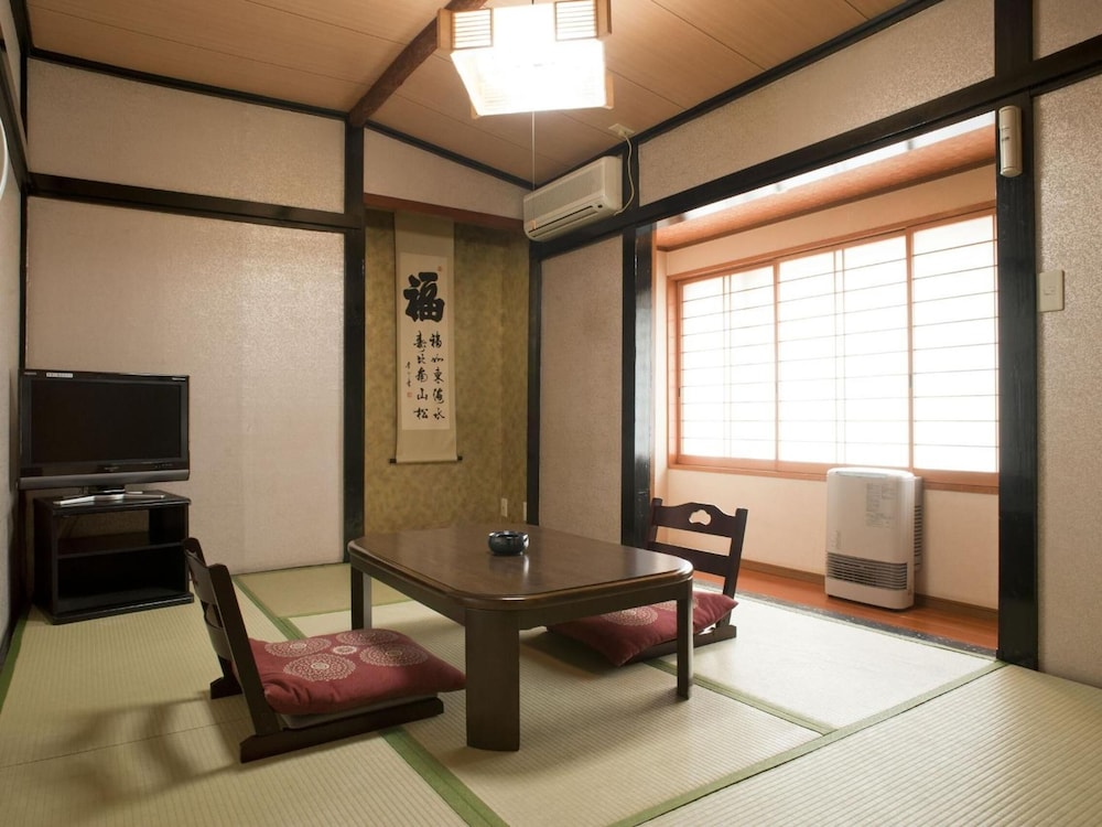 Kusatsu Onsen Kiyoshigekan