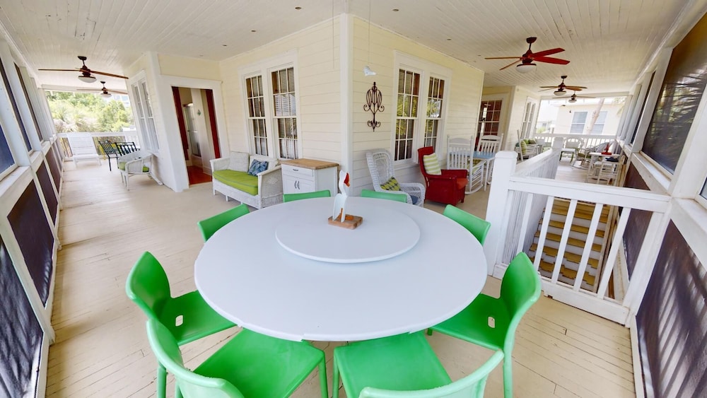 3 10th Place by Tybee Vacation Rentals